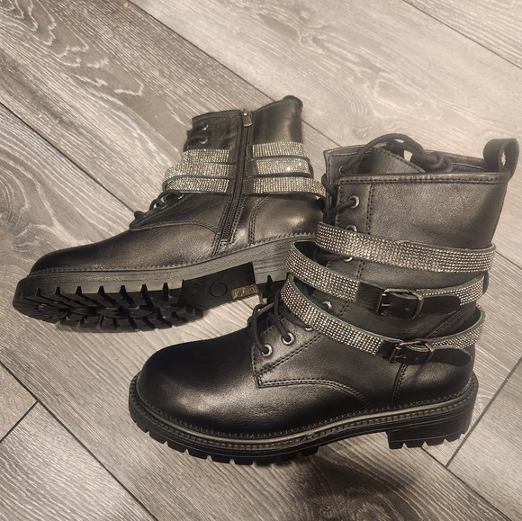 Browns Shoes - Browns B2 boots NEW